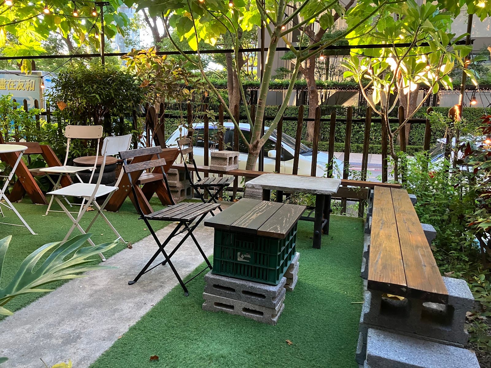 Cafe image 1