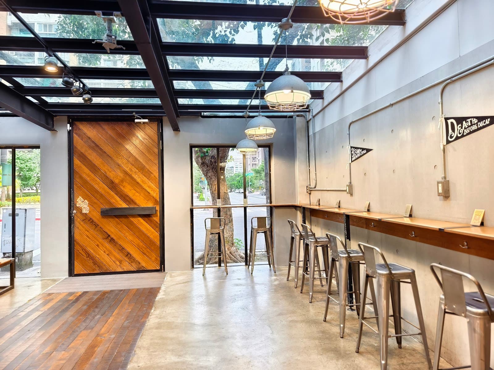 Cafe image 3