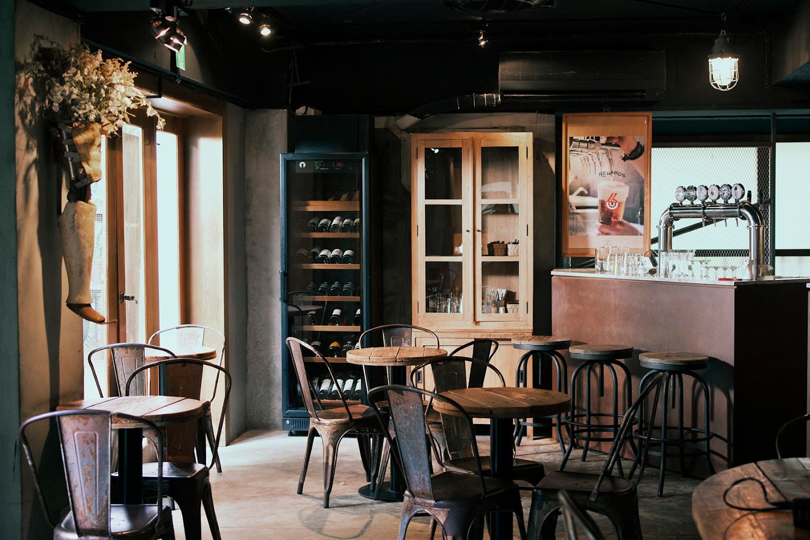 Cafe image 3
