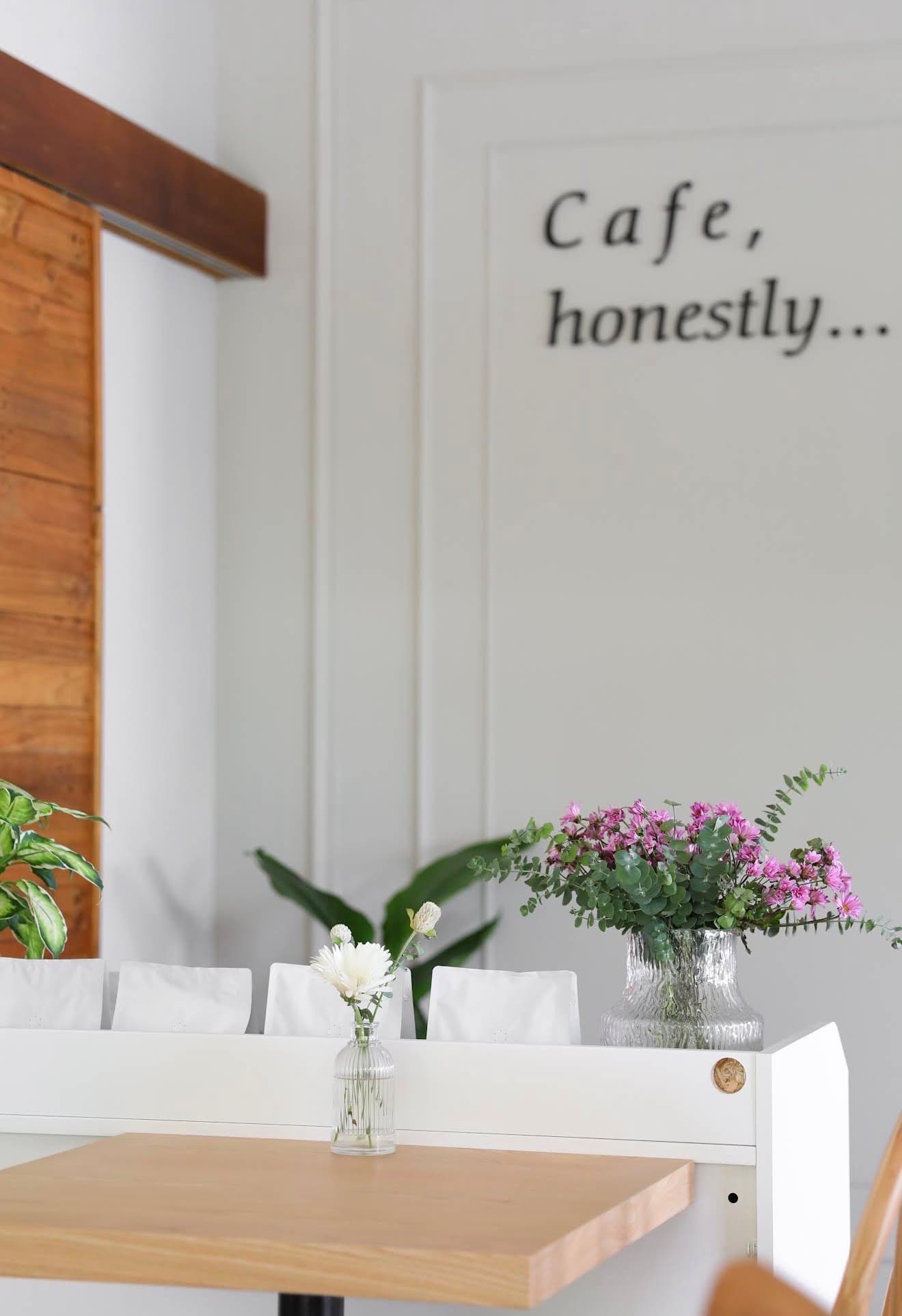 Cafe image 4