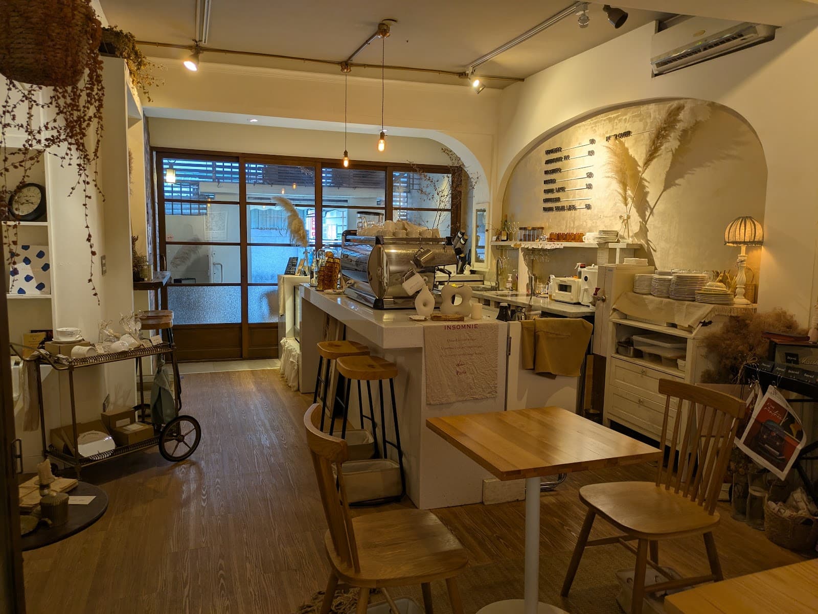 Cafe image 6