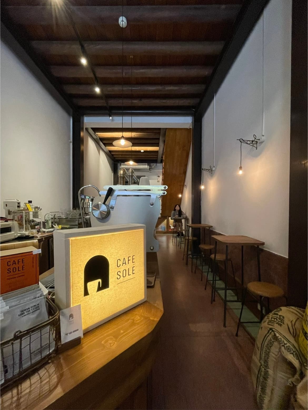 Cafe image 8