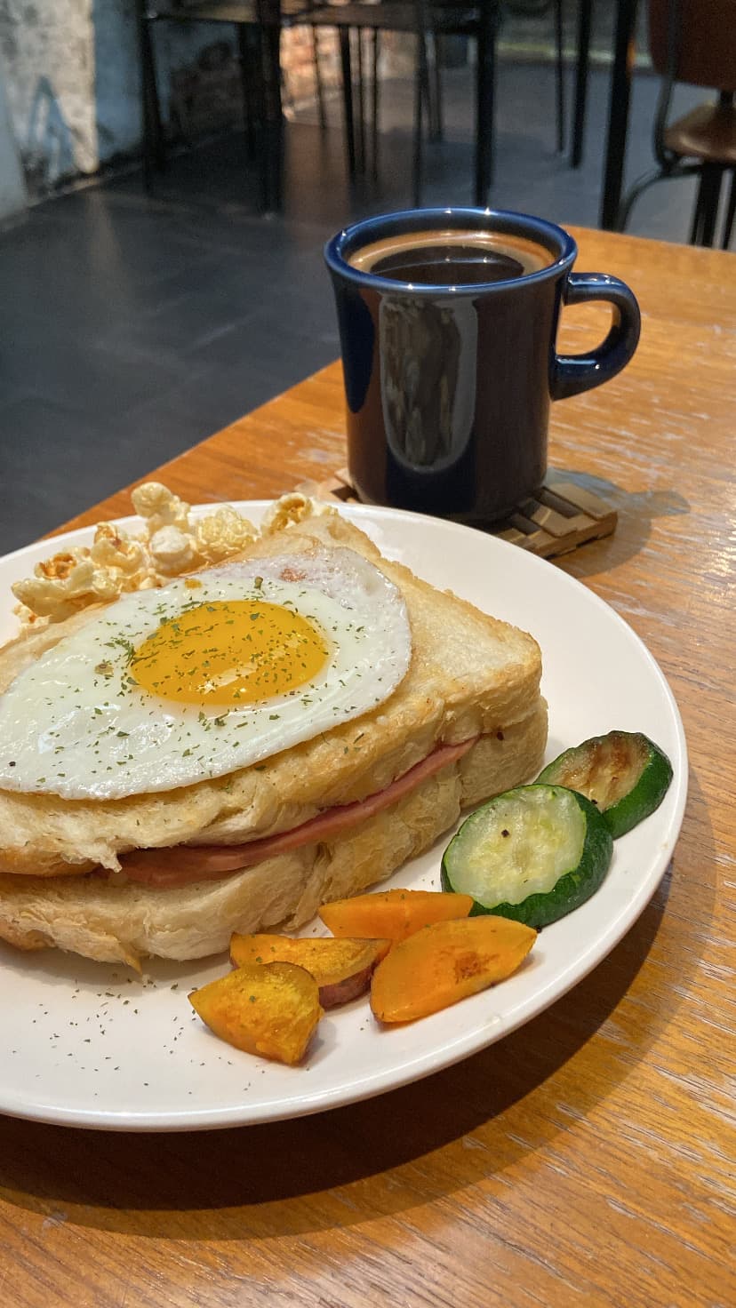 Cafe image 6