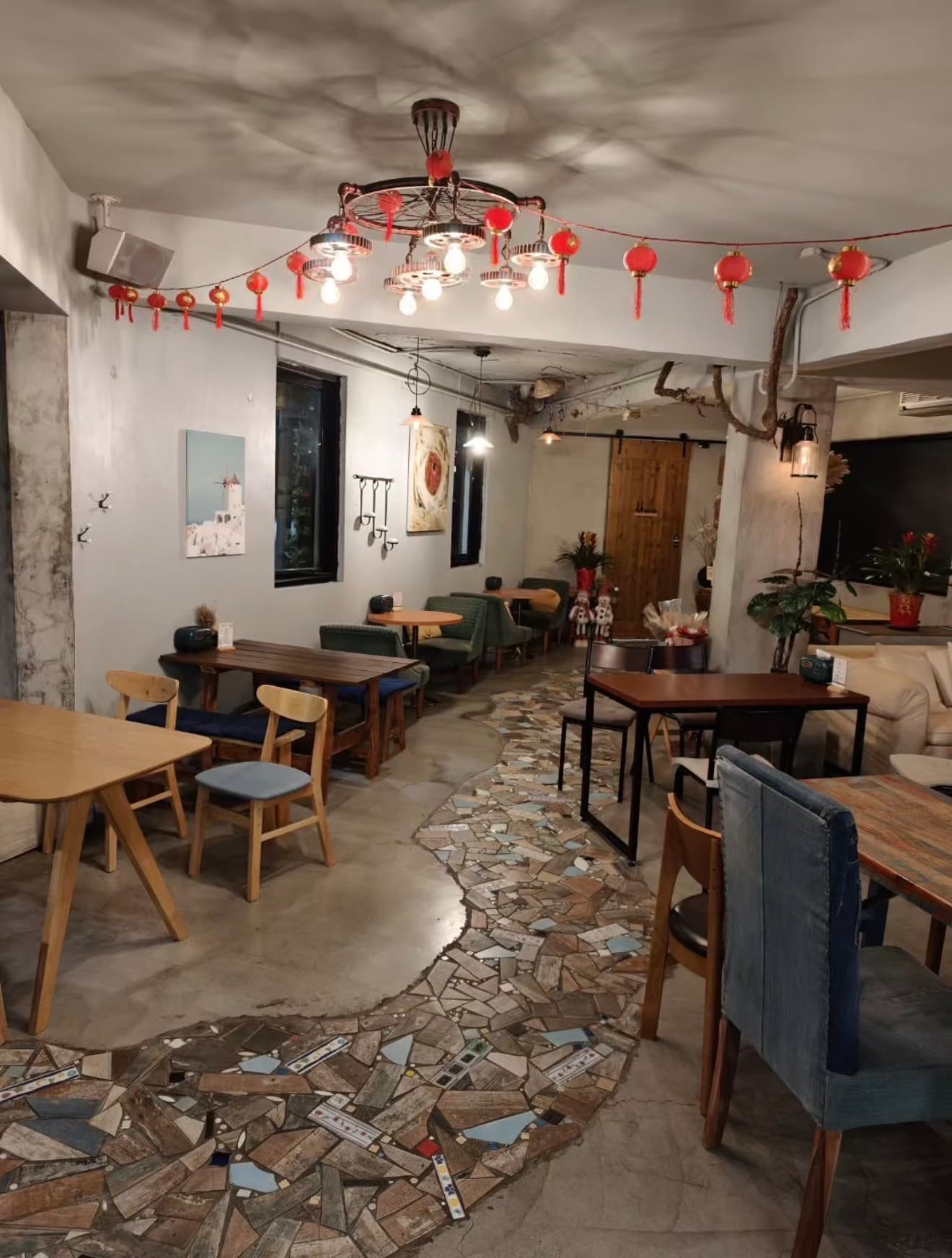 Cafe image 1