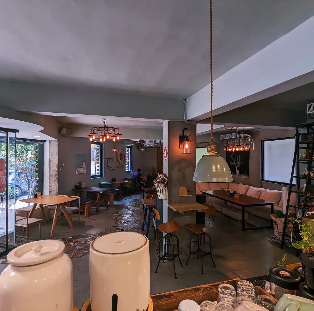 Cafe image 2