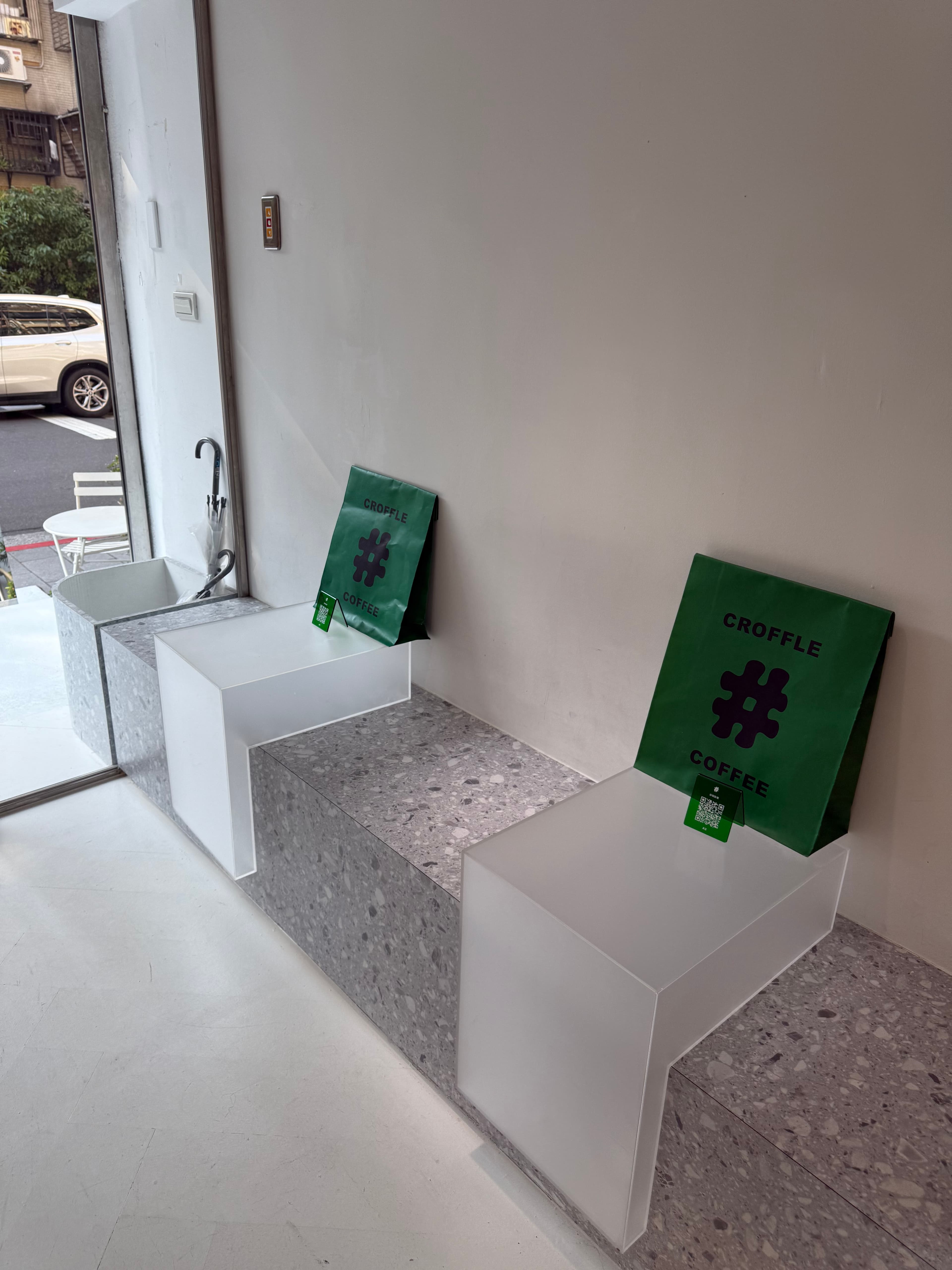 Cafe image 8