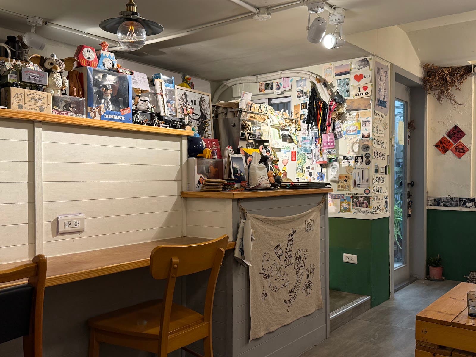 Cafe image 2