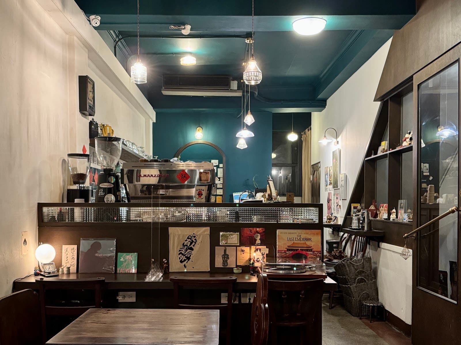 Cafe image 3