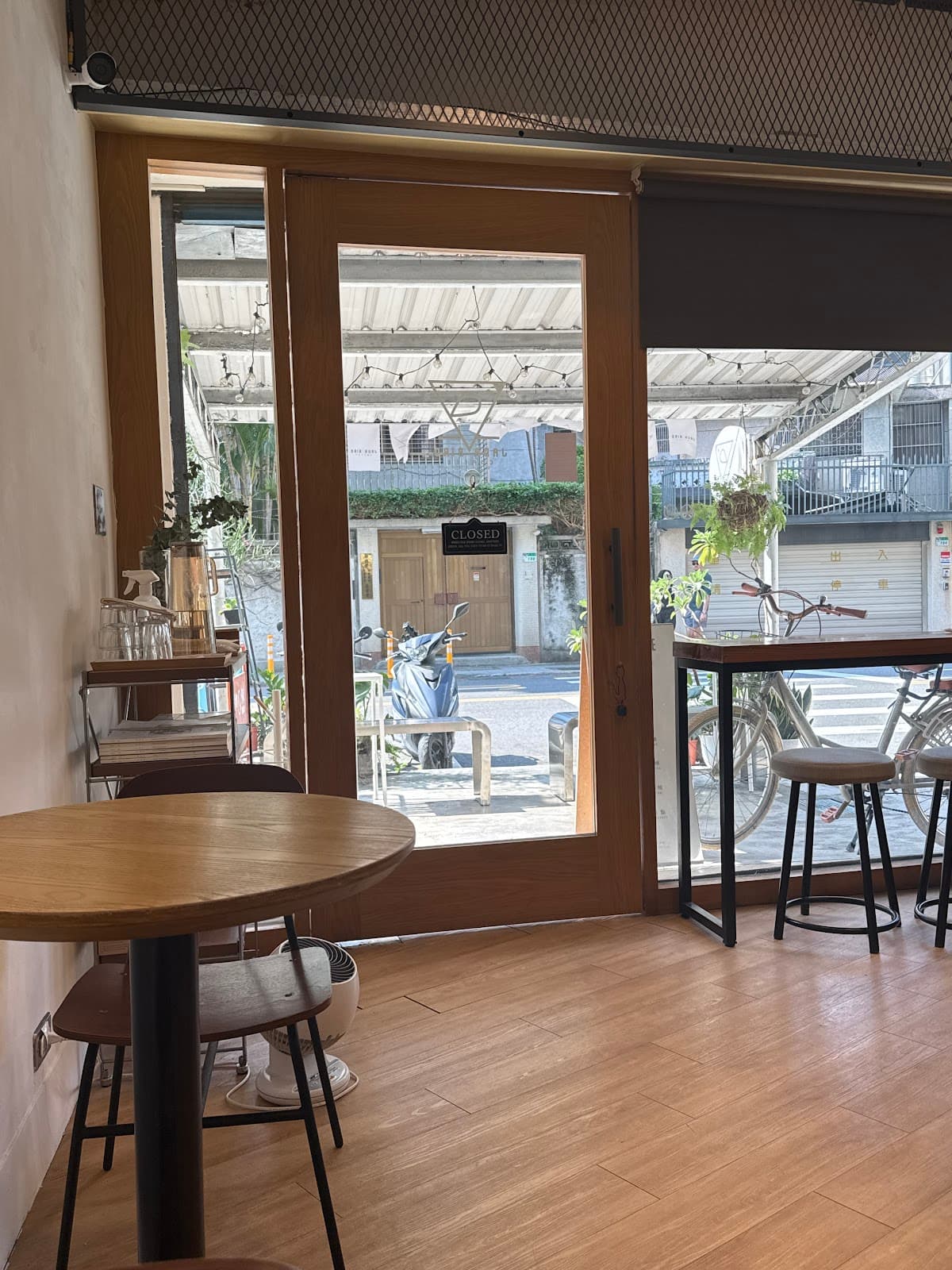 Cafe image 2