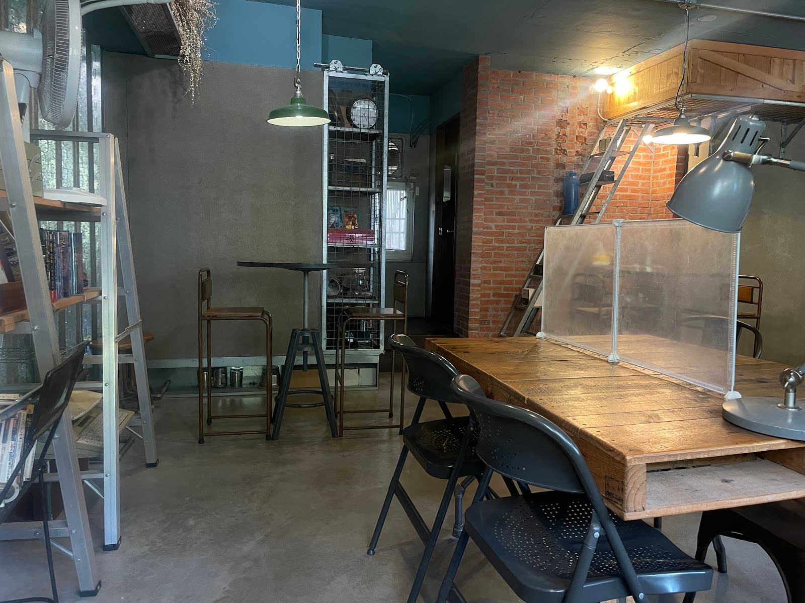 Cafe image 3