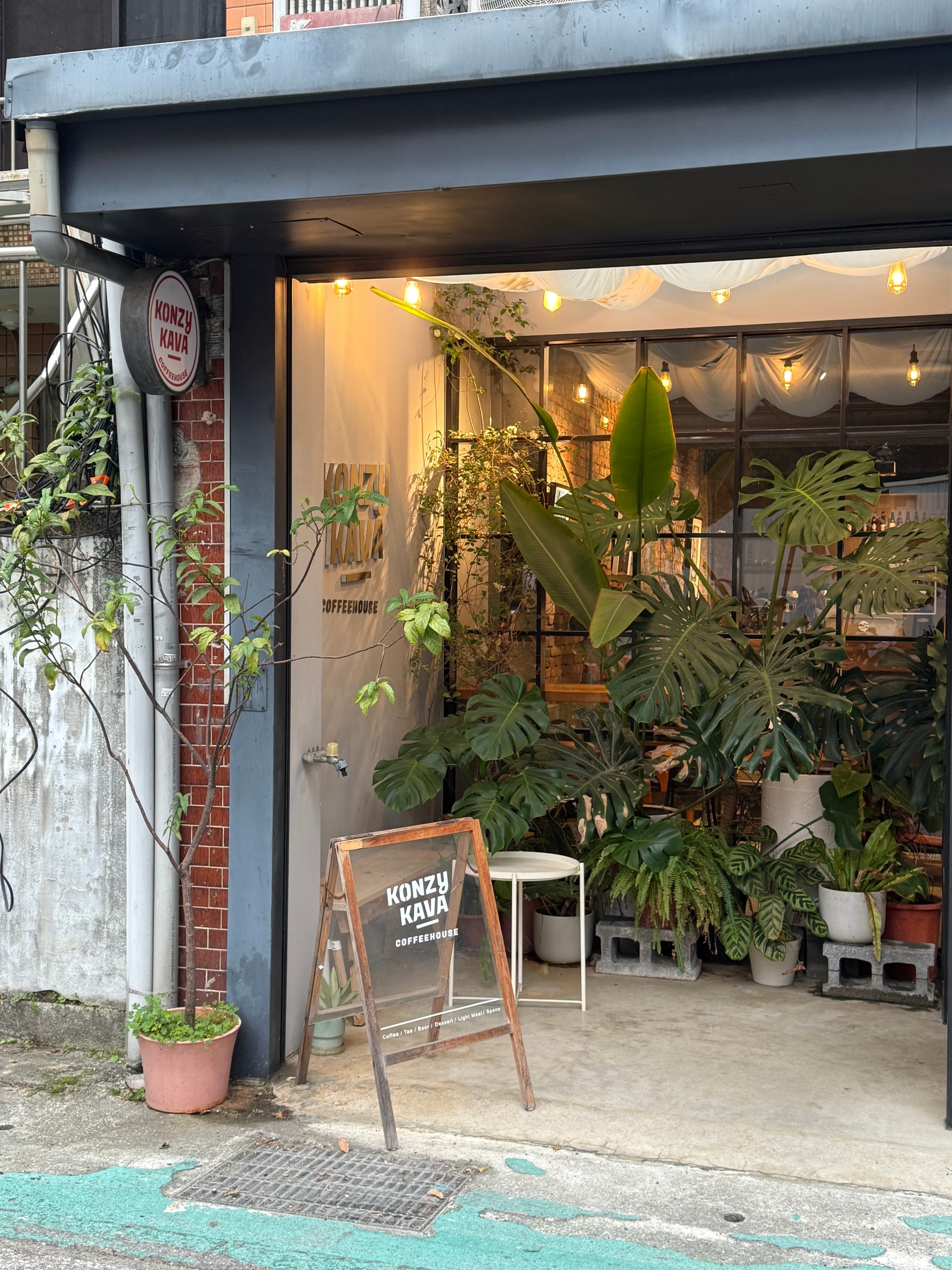 Cafe image 2