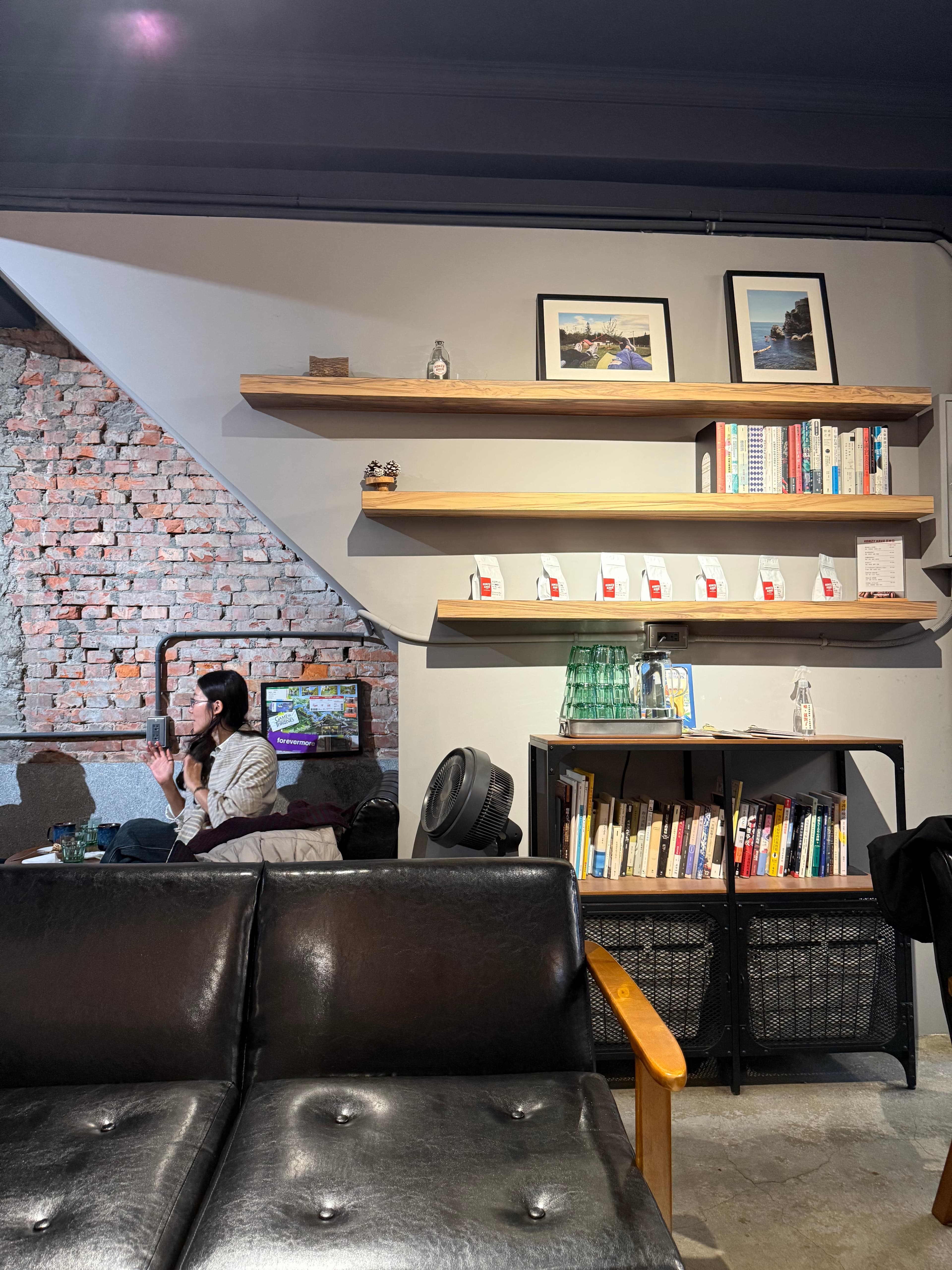 Cafe image 5