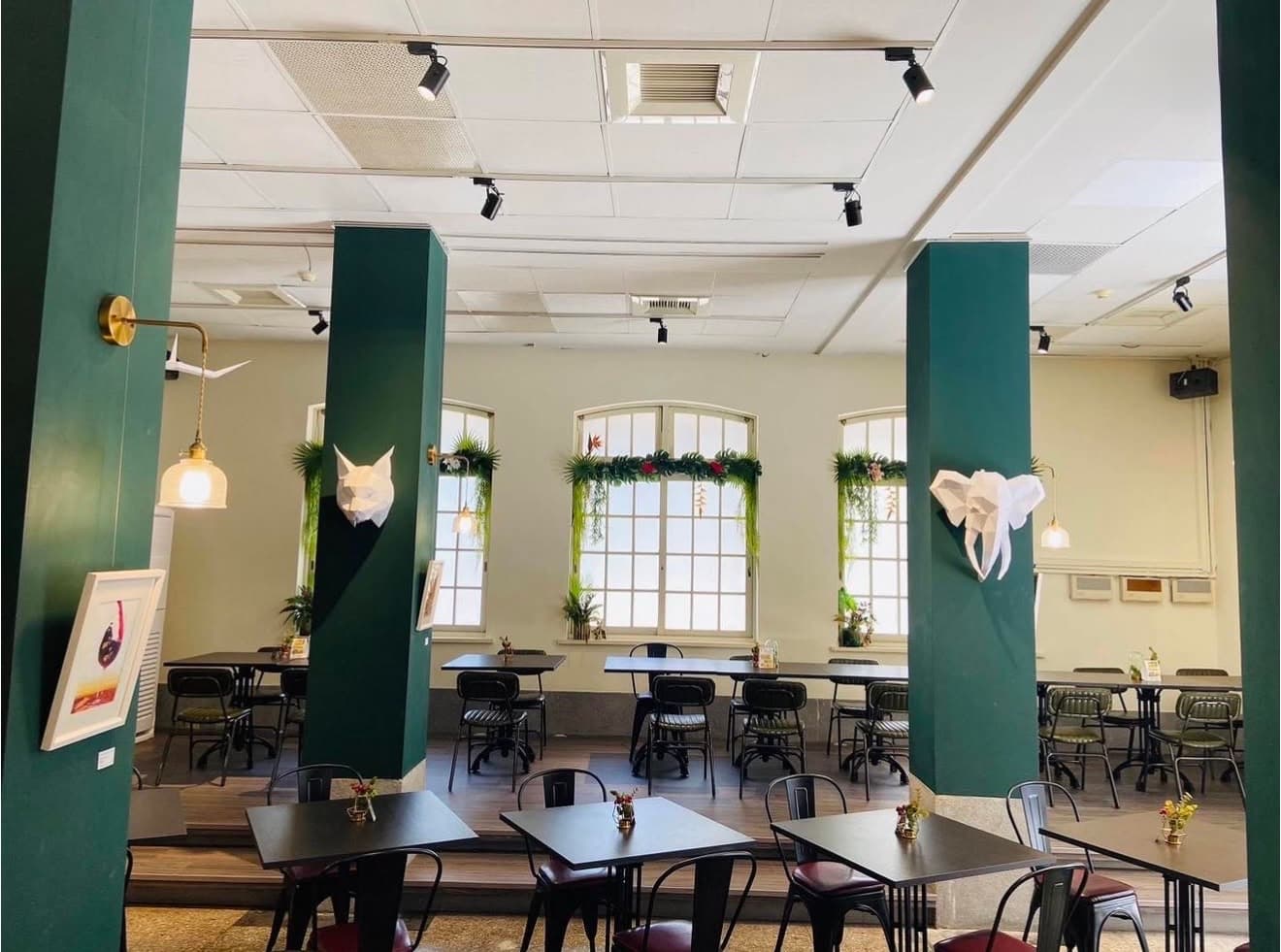 Cafe image 1