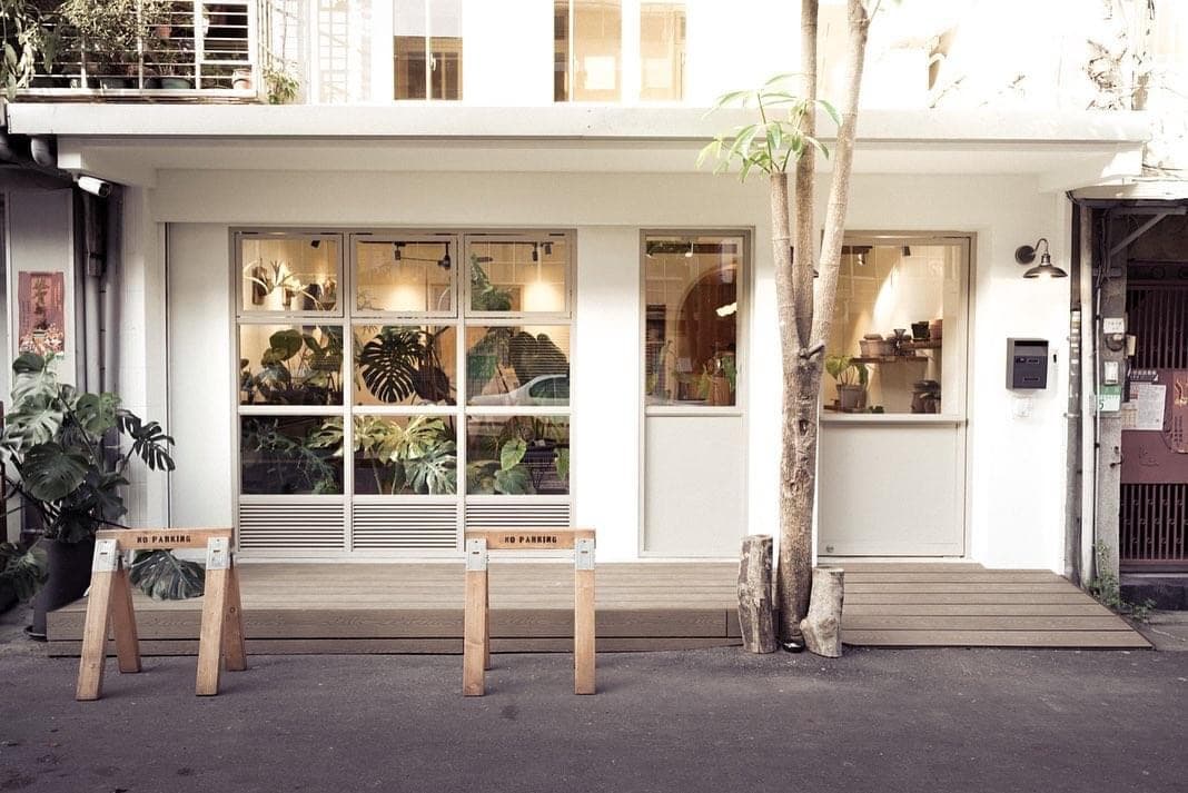 Cafe image 1