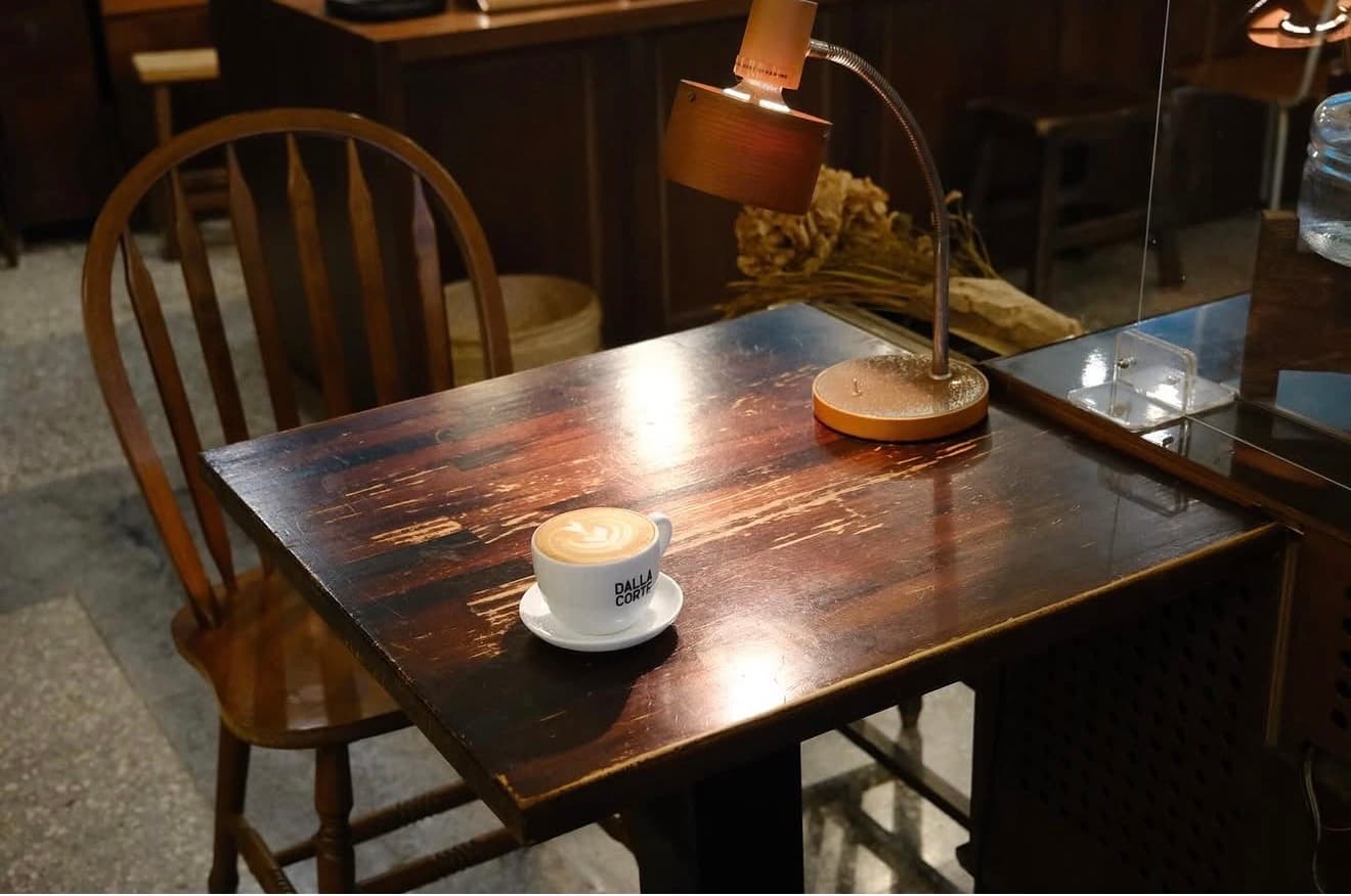 Cafe image 4