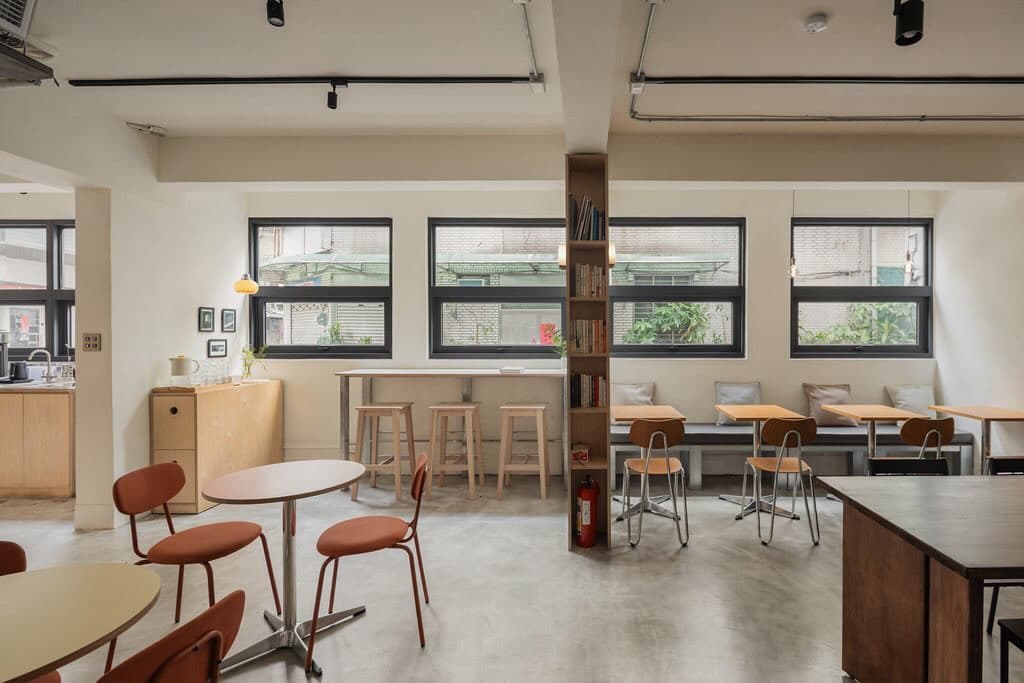 Cafe image 6