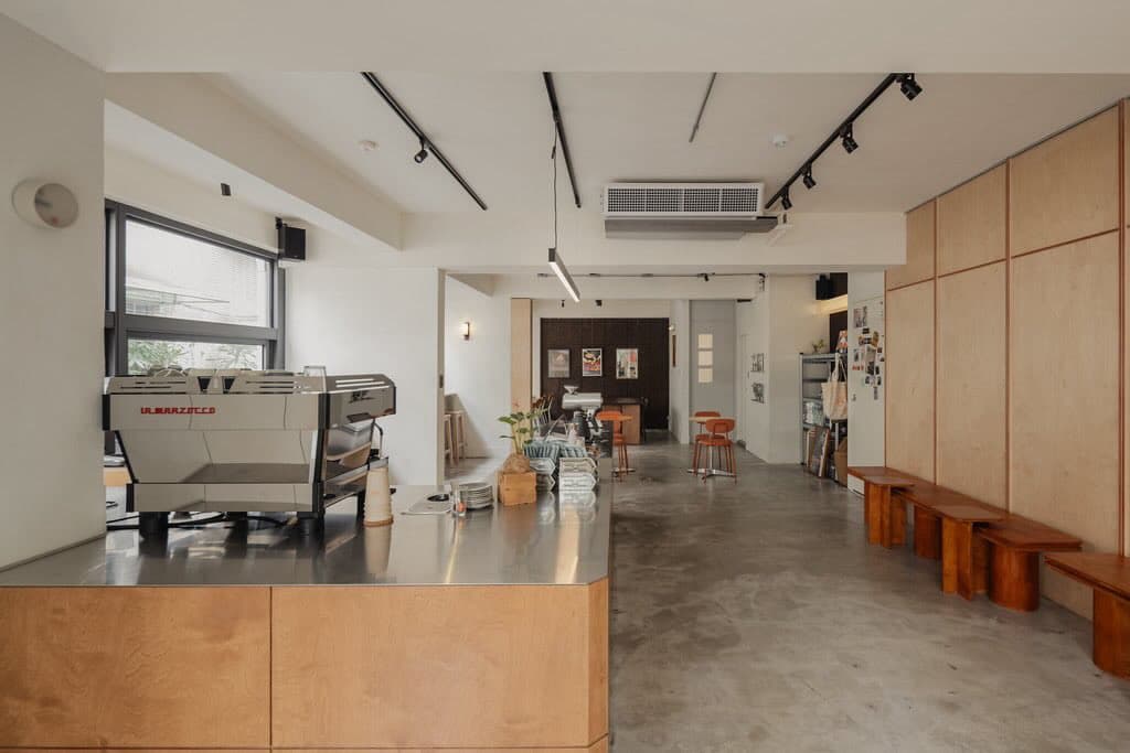 Cafe image 7