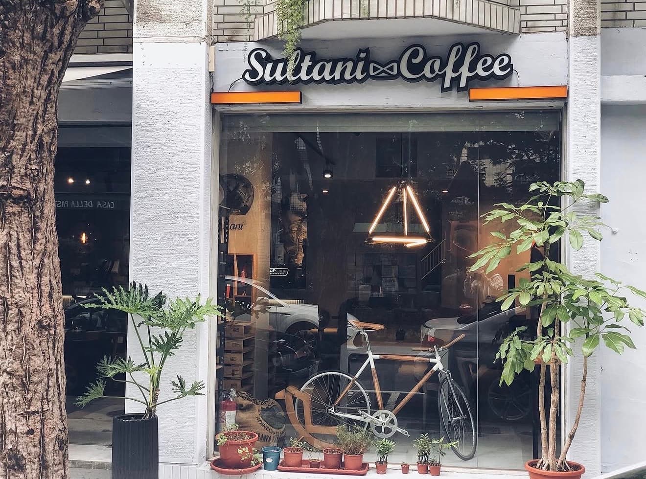 Cafe image 1