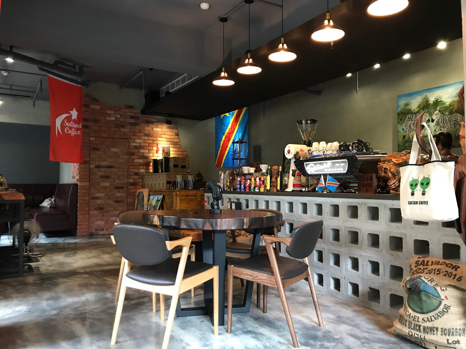Cafe image 3
