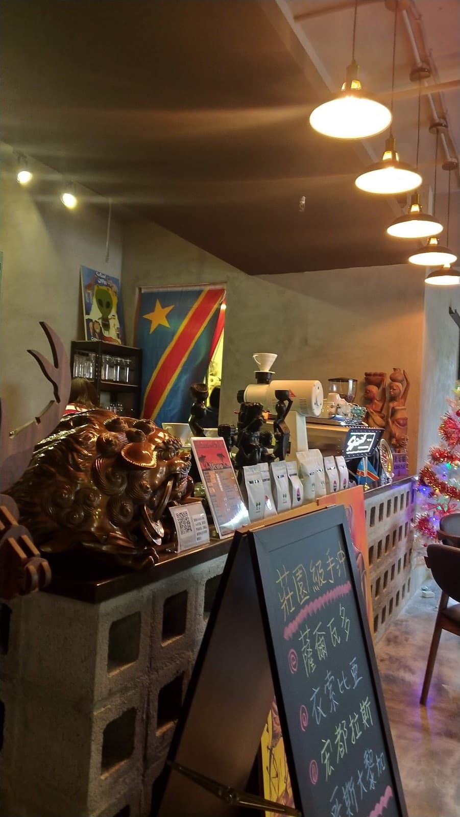 Cafe image 6