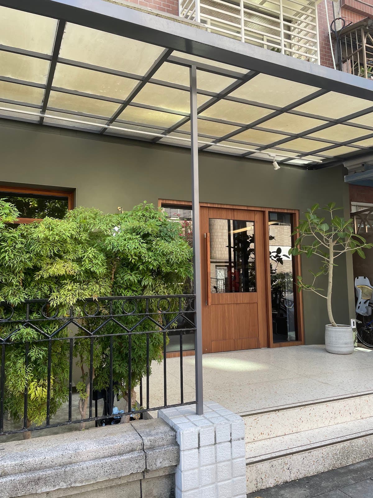 Cafe image 1