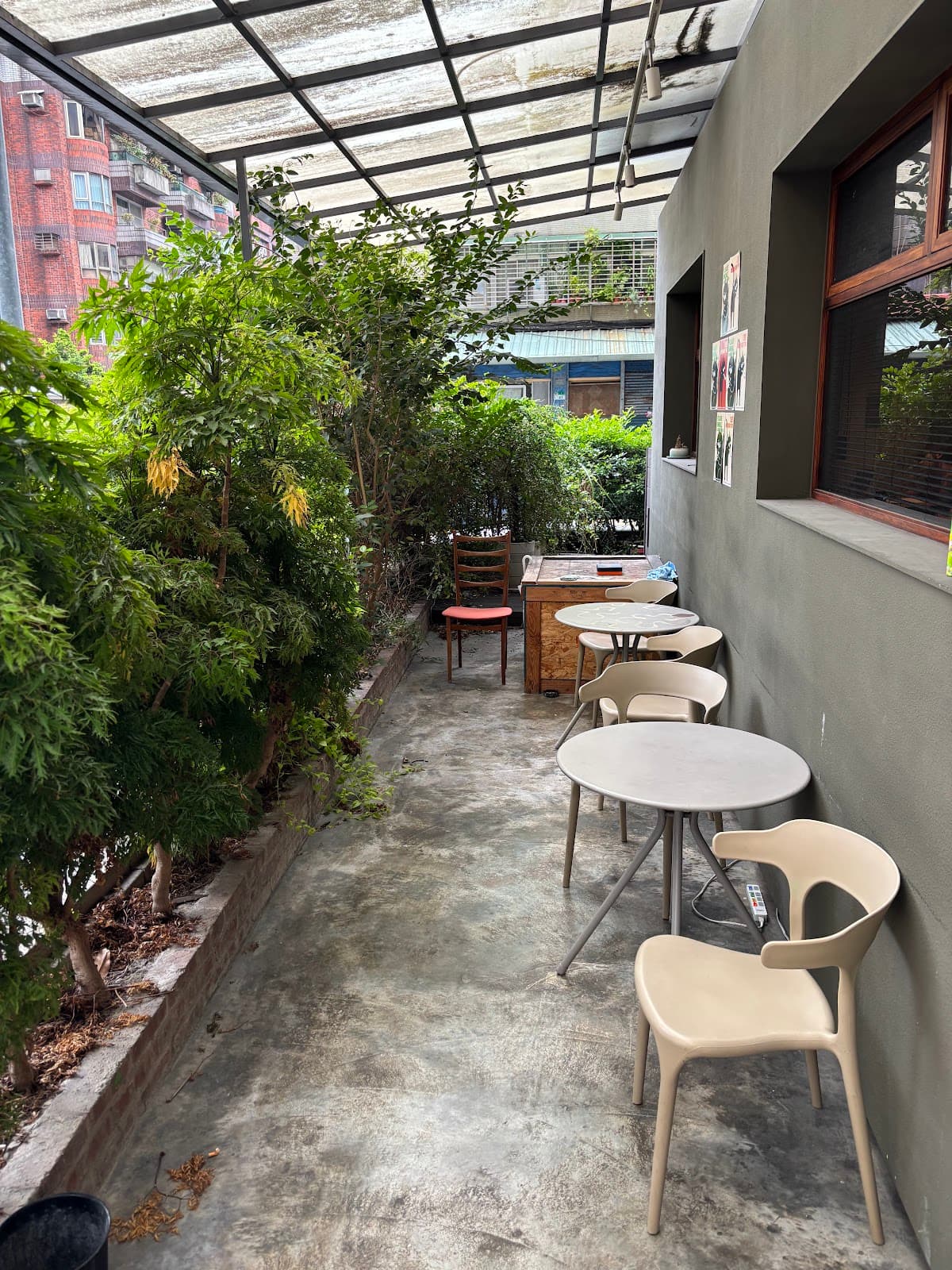 Cafe image 2