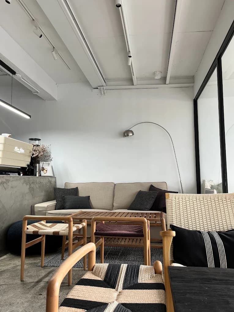 Cafe image 1