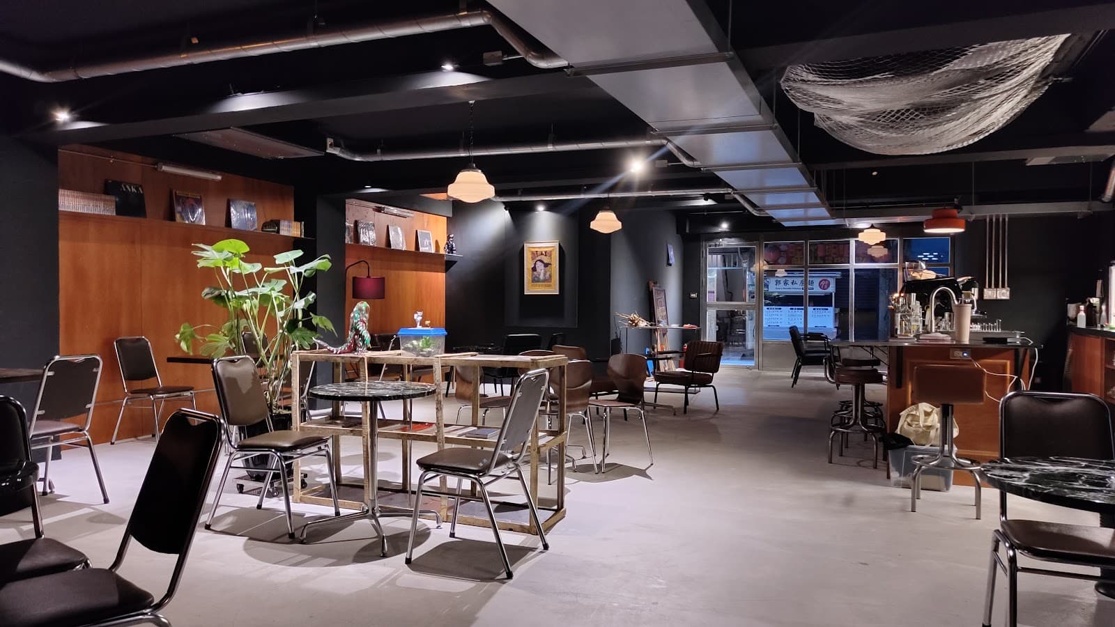 Cafe image 1